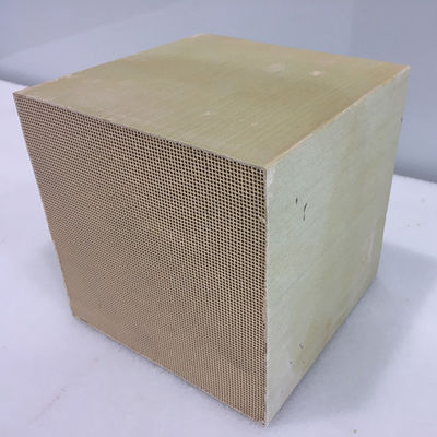 شراء الغاز الطبيعي SCR Denox Catalyst Honeycomb تصنيع عبر الإنترنت