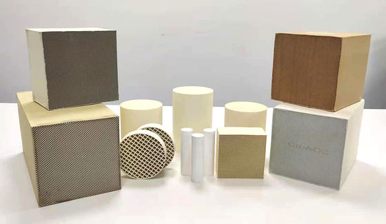 شراء محفز إزالة المركبات العضوية المتطايرة بدرجة حرارة منخفضة 400cpsi بتروكيماويات ثابتة تصنيع عبر الإنترنت